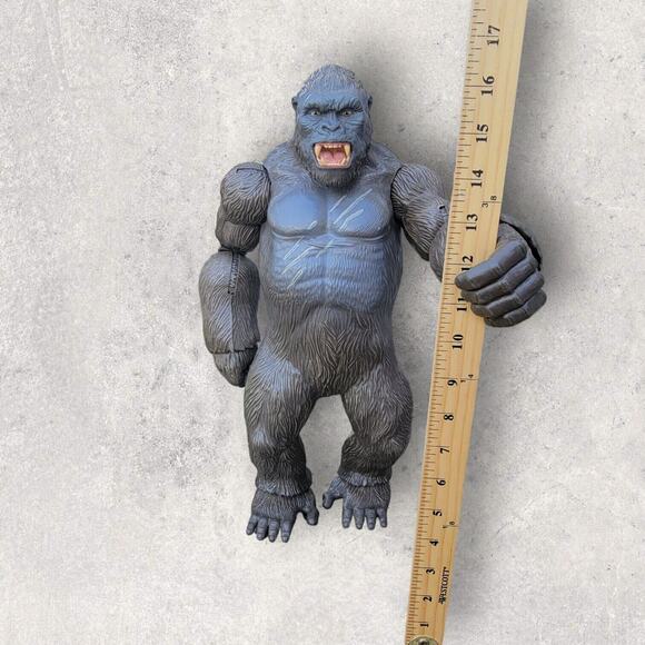 King Kong Skull Island Large Giant Posable Action Figure Toy 2016 Lanard 18" - Picture 11 of 12